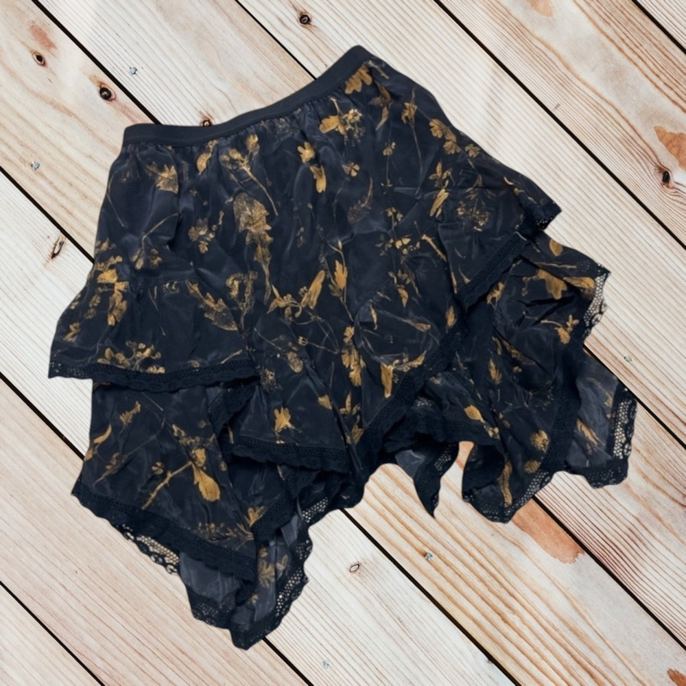 NWT All Saints size 4 black/gold asymmetrical skirt - Picture 2 of 12